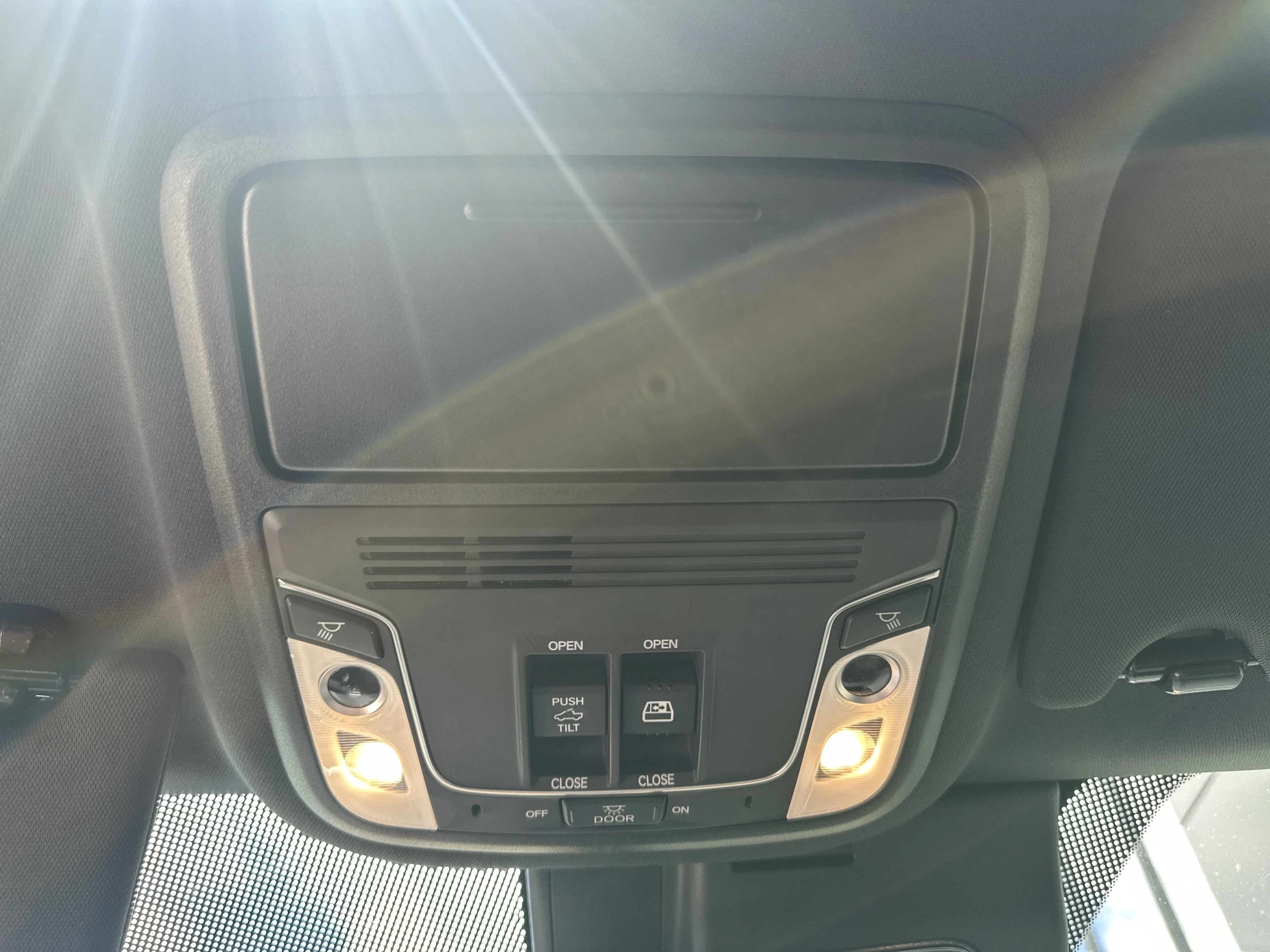 Used 2022 Crystal Black Pearl Honda Black Edition image 11