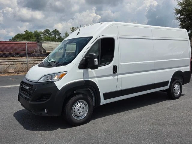 New 2026 Bright White Clear-Coat Exterior Paint RAM High Roof image 3