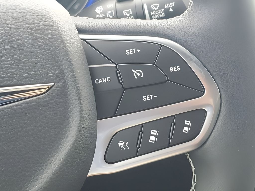 2026 Chrysler Voyager LX - Photo 35