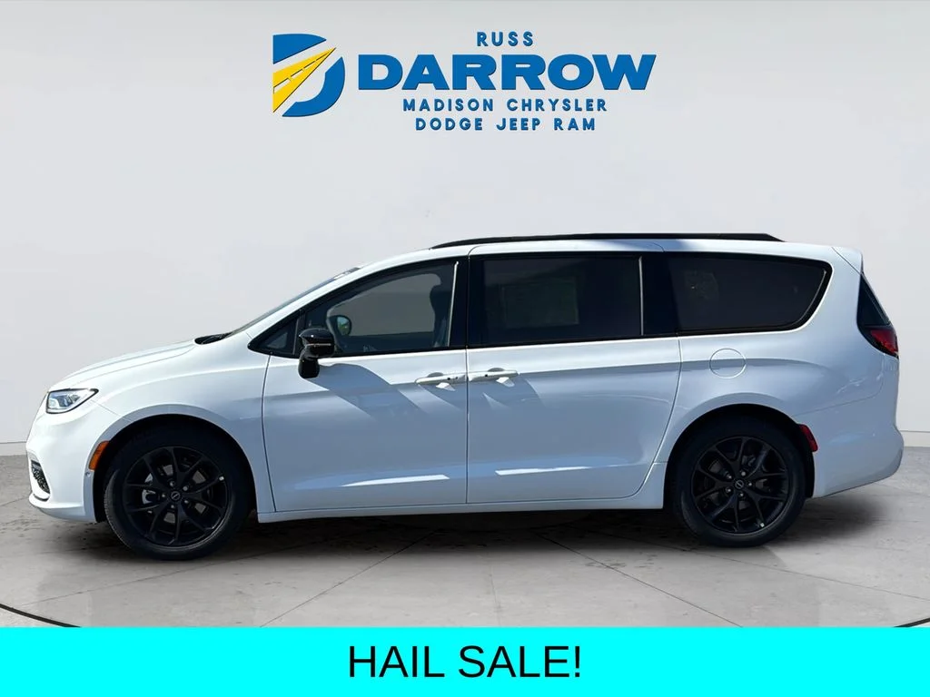 New 2026 White Chrysler Limited image 2