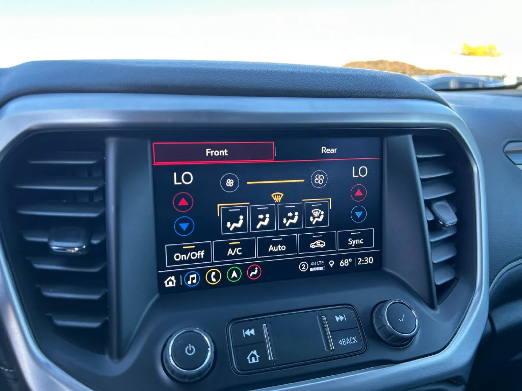 2023 GMC Acadia SLT - Photo 24