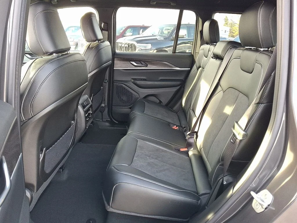 New 2026 Gray Jeep Altitude image 6
