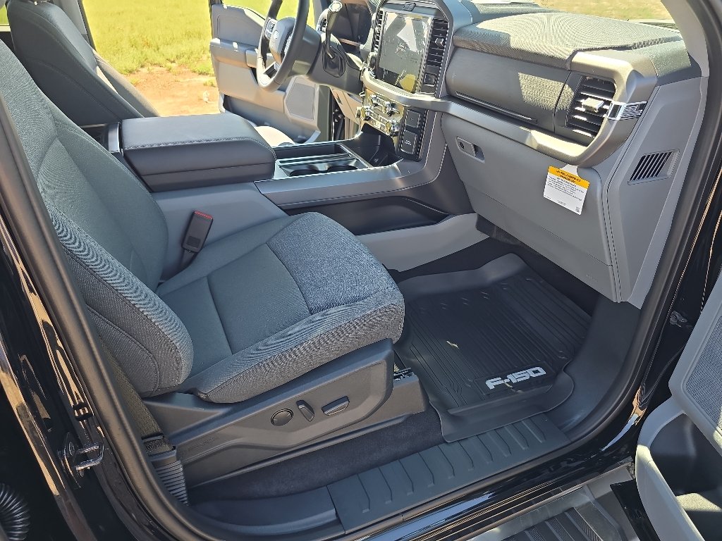 New 2026 Agate Black Metallic Ford XLT image 36