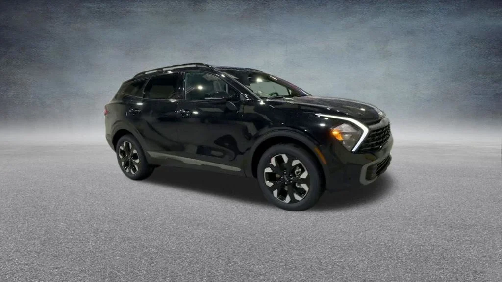 Used 2023 Black Kia X-Line image 28