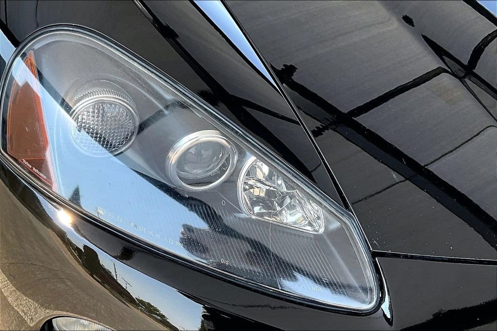 Used 2005 Black Dodge SRT10 image 21