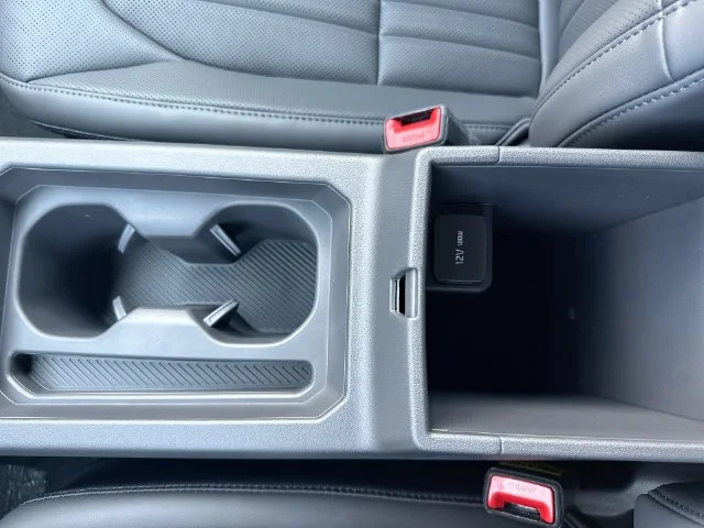 New 2027 Terrain Brown / Black Roof Kia X-Line S image 30