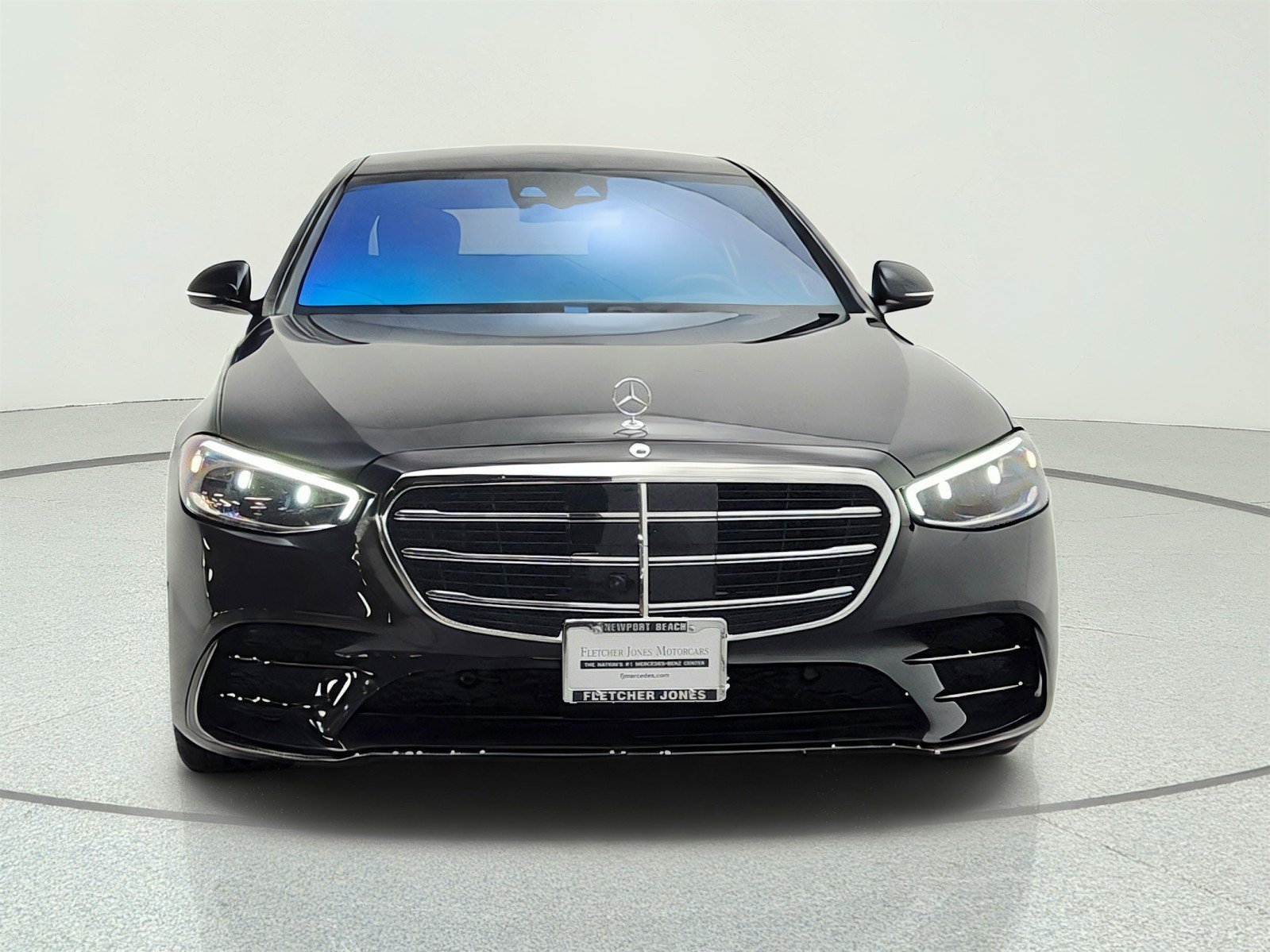 Certified Used 2023 Graphite Grey Mercedes-Benz S 500 4MATIC® Sedan image 2