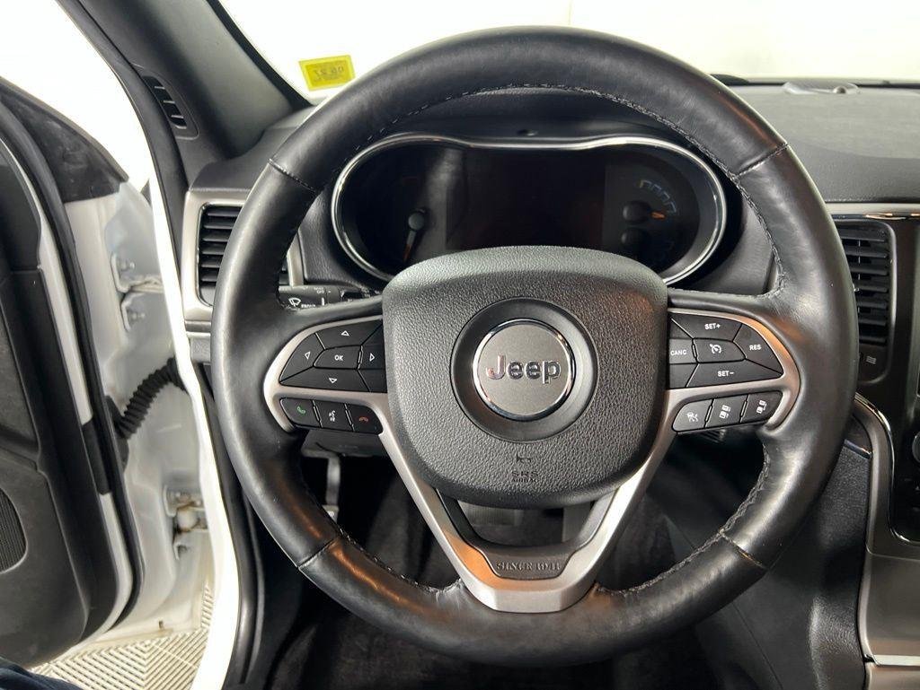 Used 2018 Bright White Clearcoat Jeep Limited image 16