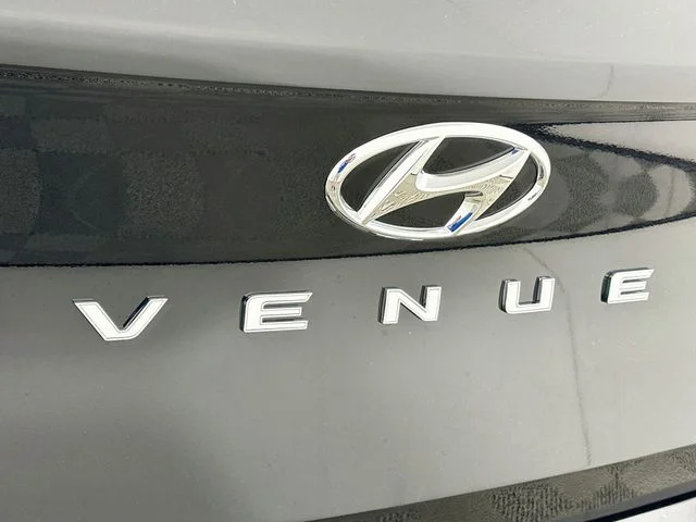 New 2026 Hyundai VENUE SE
