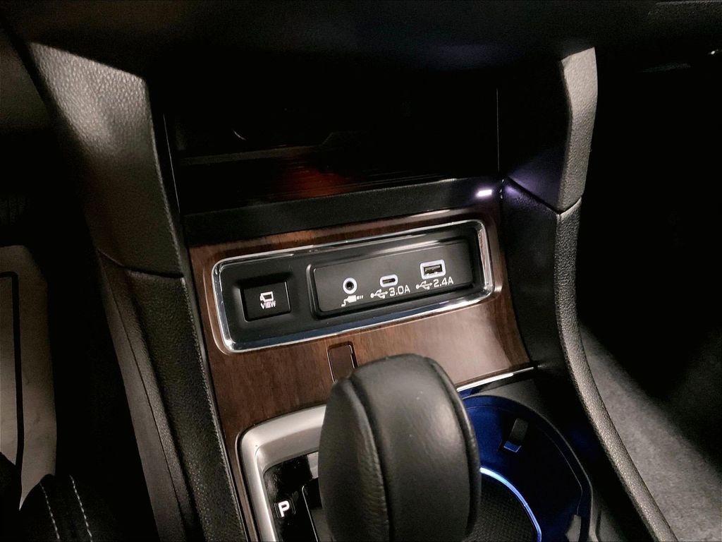 Used 2023  Subaru Touring image 28