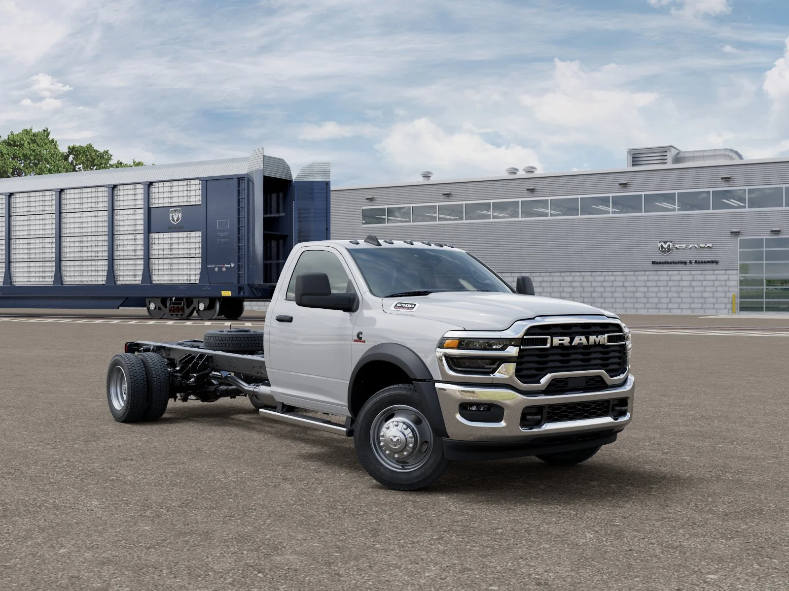 New 2026 Bright White Clear-Coat Exterior Paint RAM Tradesman image 3