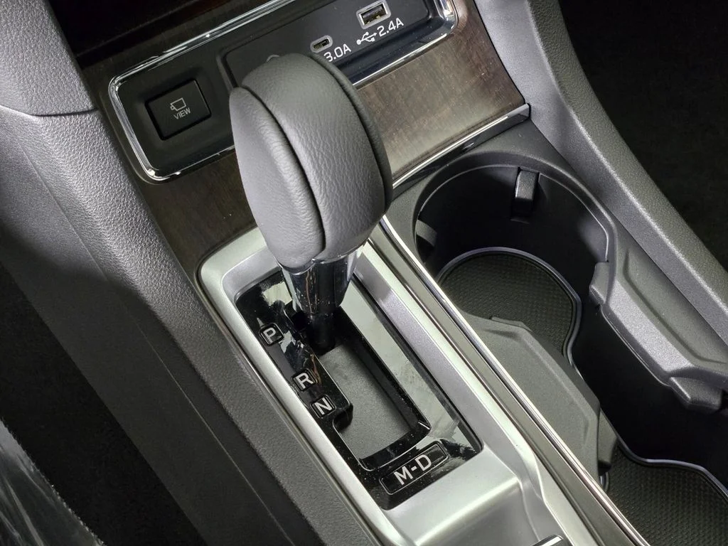 2026 Subaru Ascent Touring - Photo 18