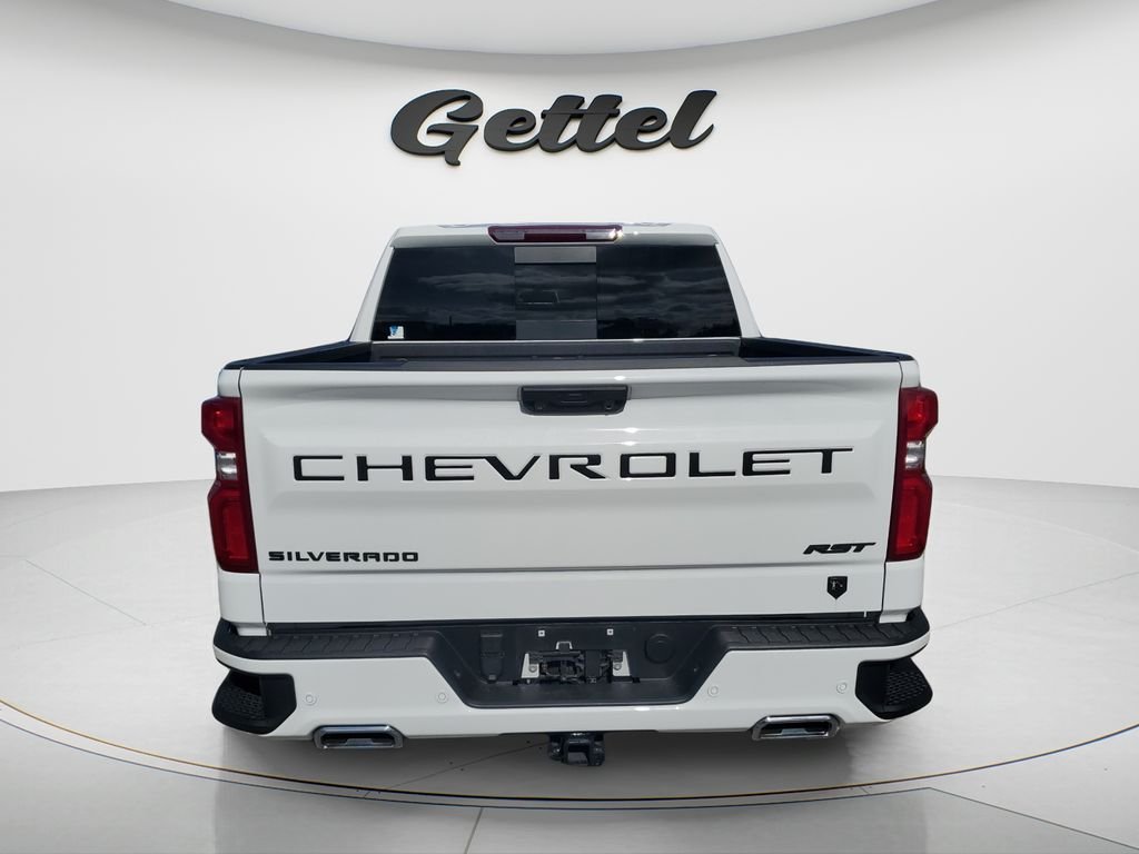 Used 2025 White Chevrolet RST image 4