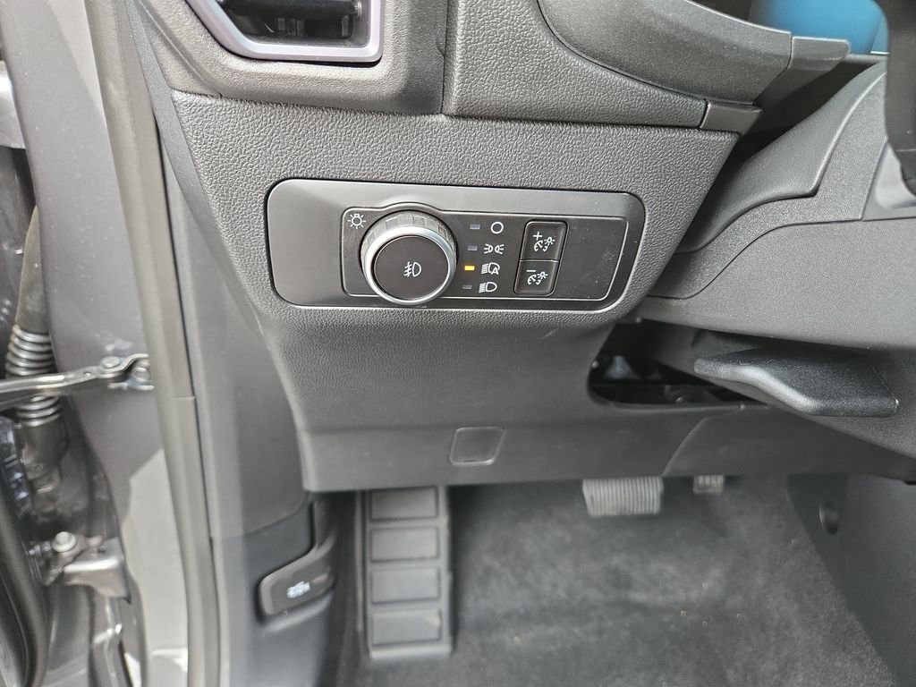 New 2026 Carbonized Gray Metallic Ford Big Bend® image 16