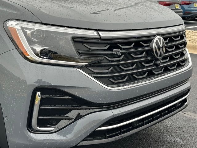 New 2026 Pure Gray Volkswagen 2.0T SEL Premium R-Line image 8