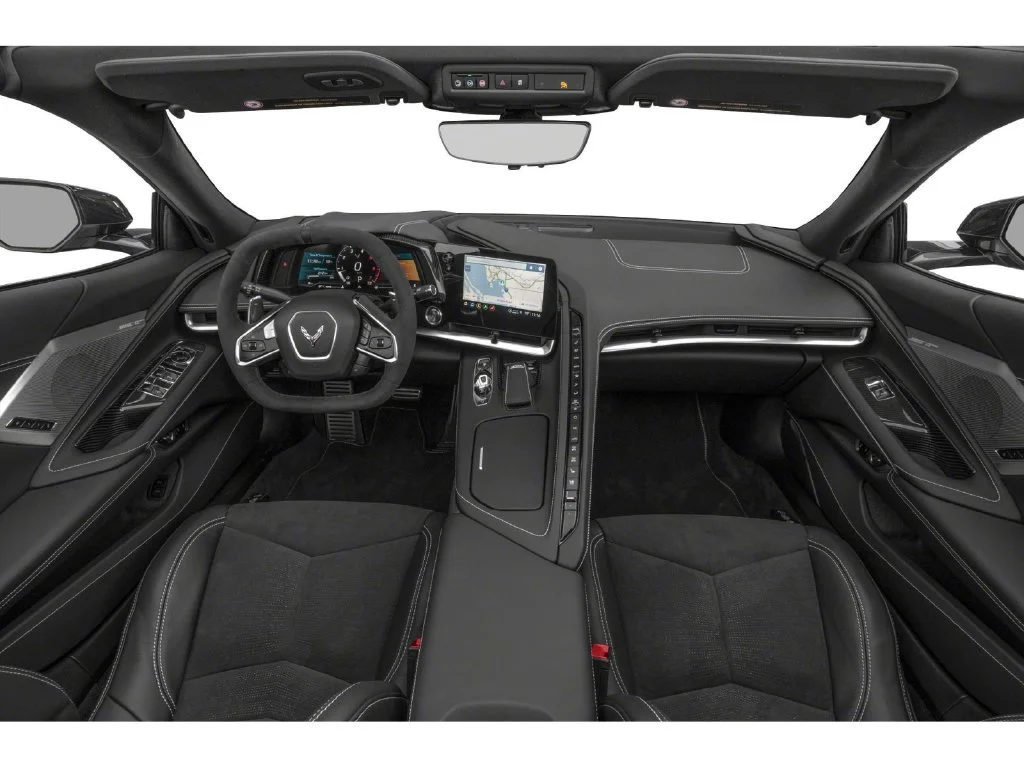 Used 2025 Arctic White Chevrolet 2LT image 5