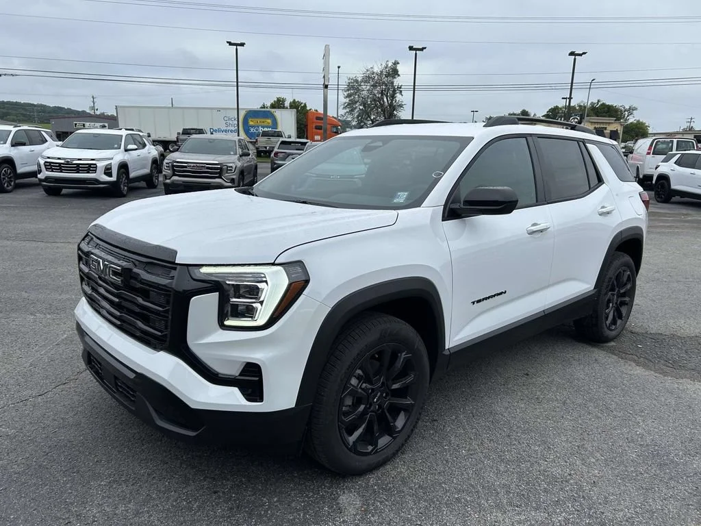 New 2027 Summit White GMC Elevation image 8