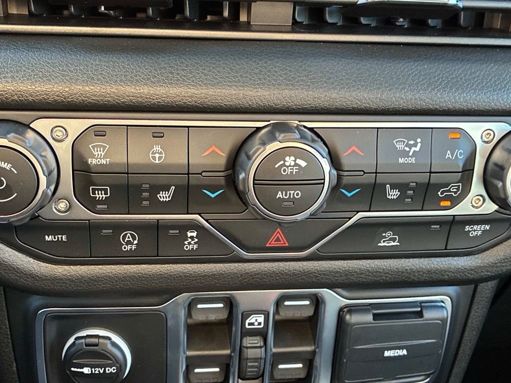 Used 2026 White Jeep Willys image 28