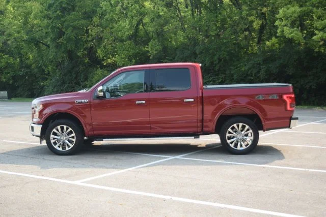 Used 2017 Red Ford Lariat image 23