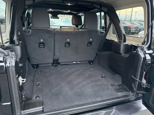 Used 2024 Black Clearcoat Jeep Sahara image 15