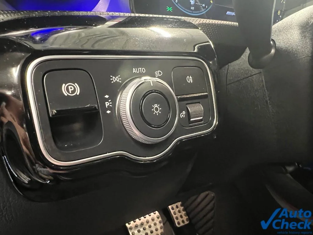 Used 2021 White Mercedes-Benz Base image 50