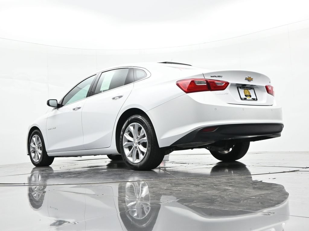 Used 2025 White Chevrolet LT image 19