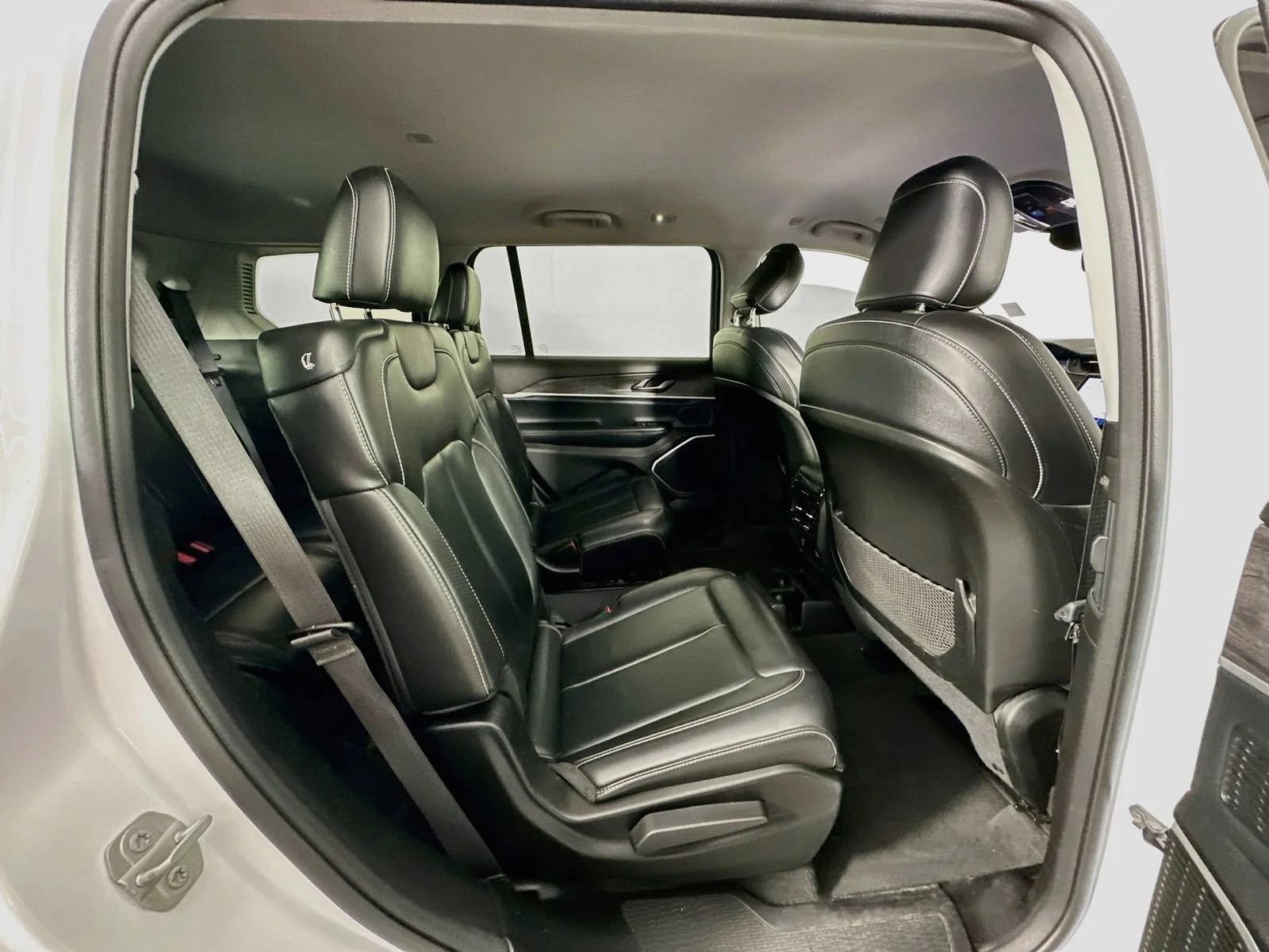2022 Jeep Grand Cherokee L Limited - Photo 30