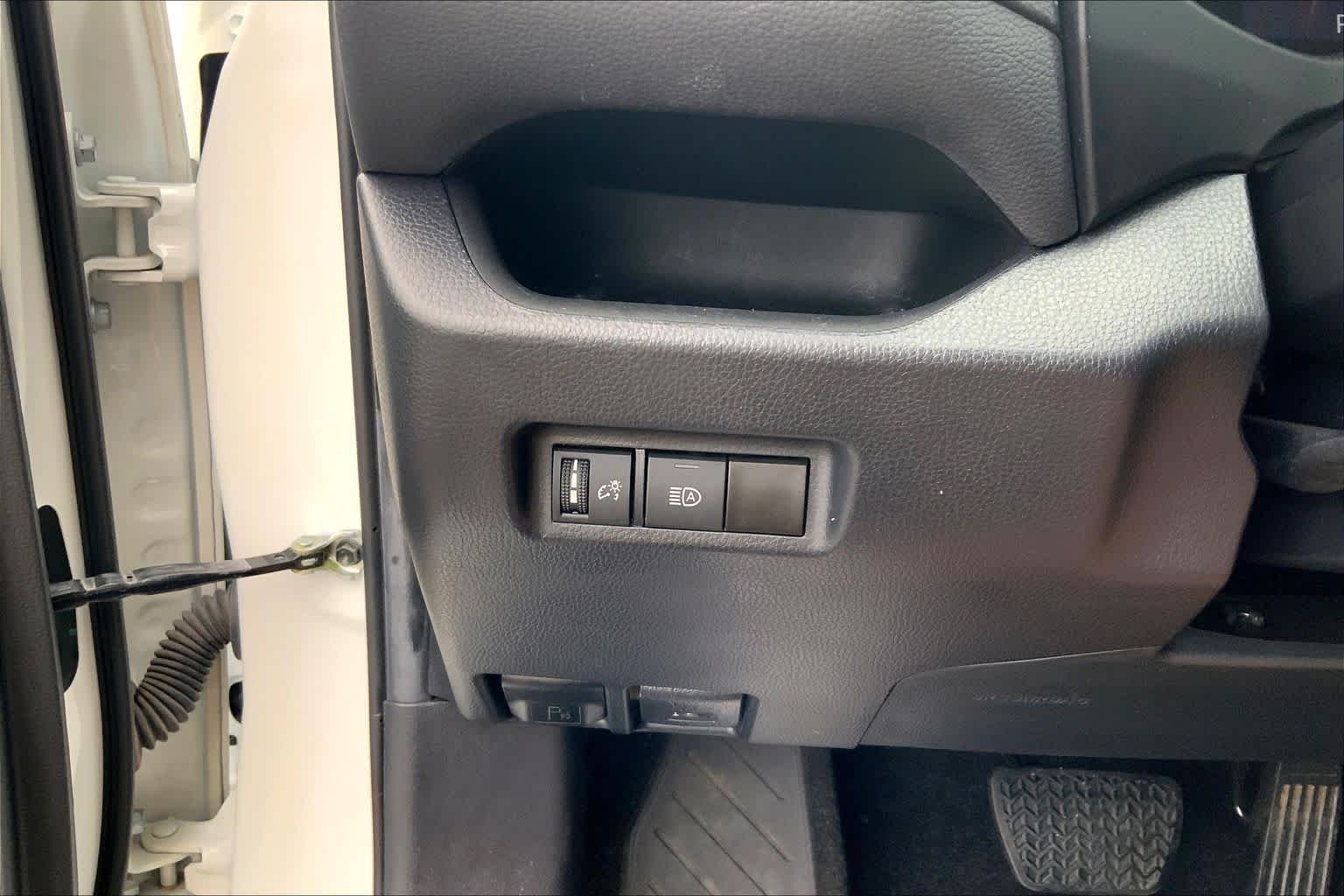 Used 2023 Ice Cap Toyota XLE image 36