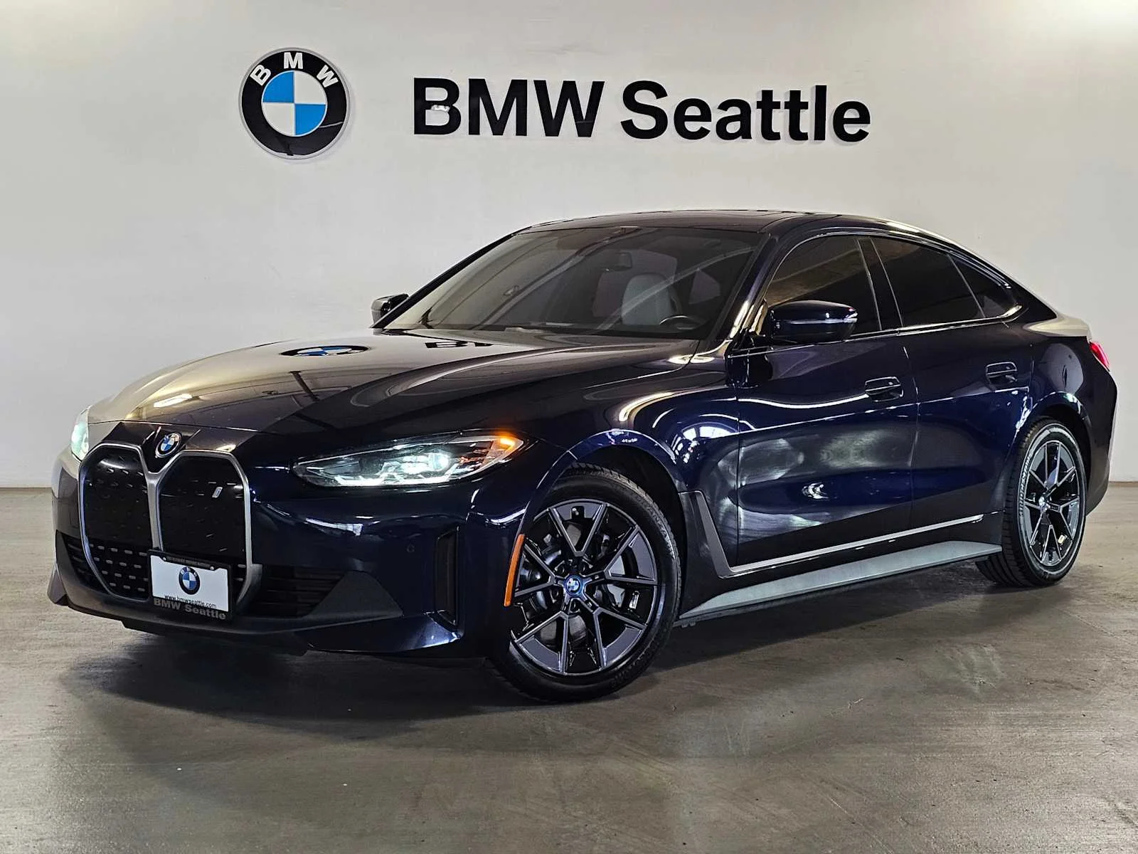 2023 BMW i4