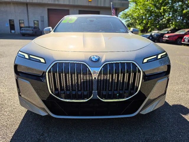 2023 BMW 7 Series 740i - Photo 8