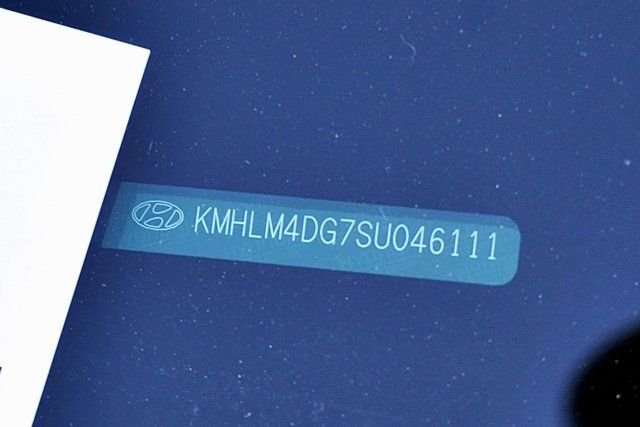 Used 2025 Gray Hyundai SEL Sport image 30