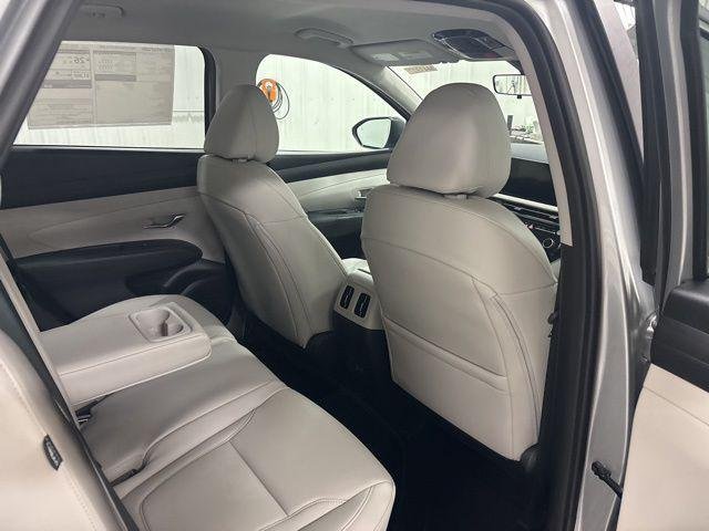 New 2026 Silver Hyundai SEL AWD image 28