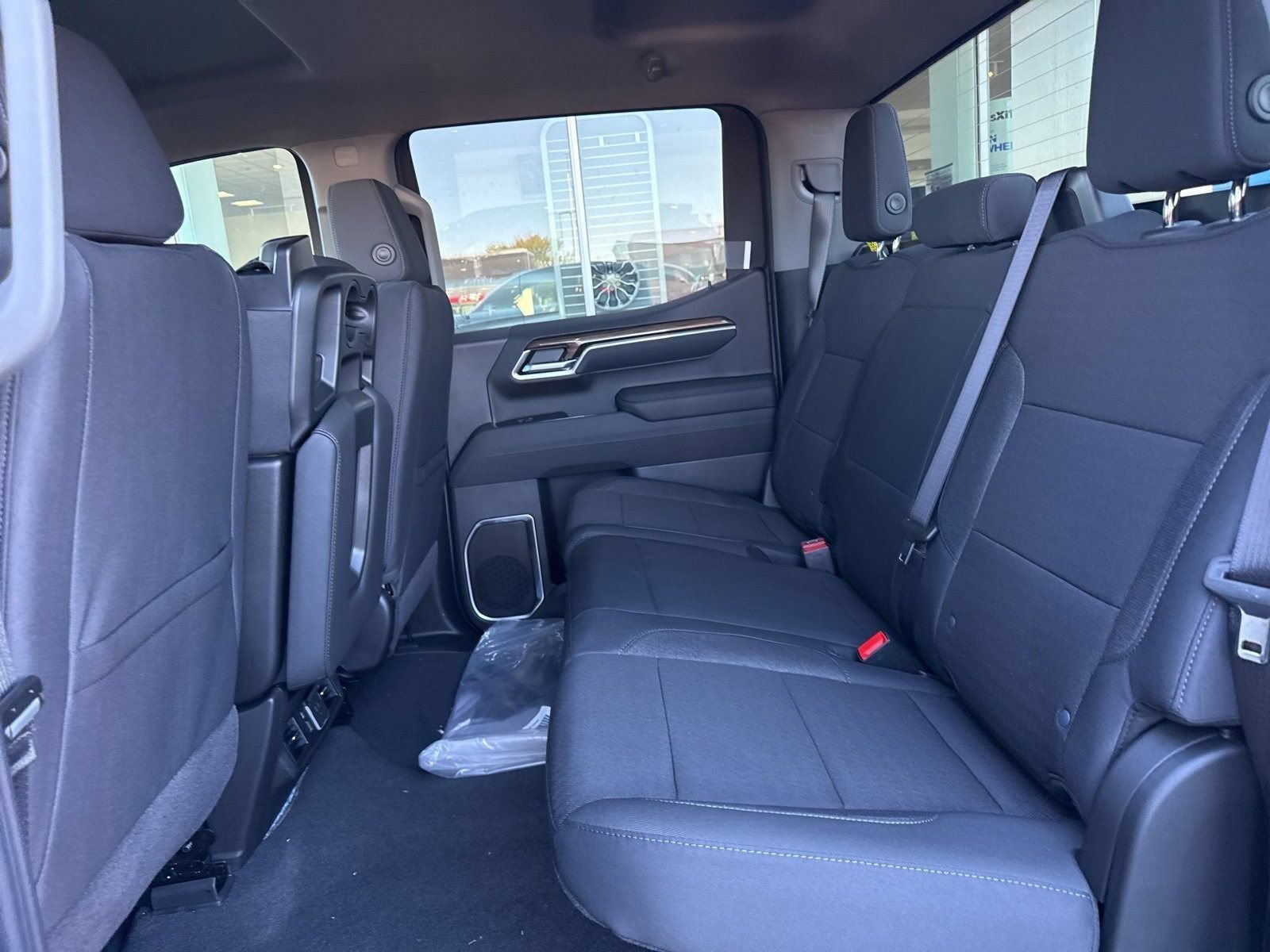 New 2026 Sterling Gray Metallic Chevrolet LT (2FL) with Convenience Package - Trailering Package - 20in Grazen Wheels image 13