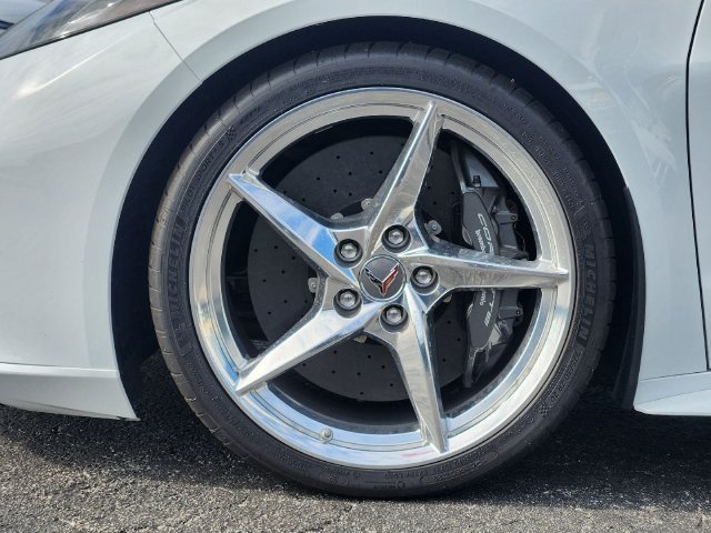 2026 Chevrolet Corvette E-Ray photo 6 of 37