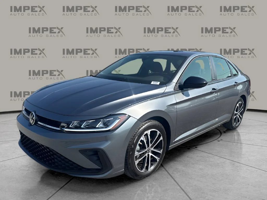 Used 2025 Gray Volkswagen 1.5T Sport image 1