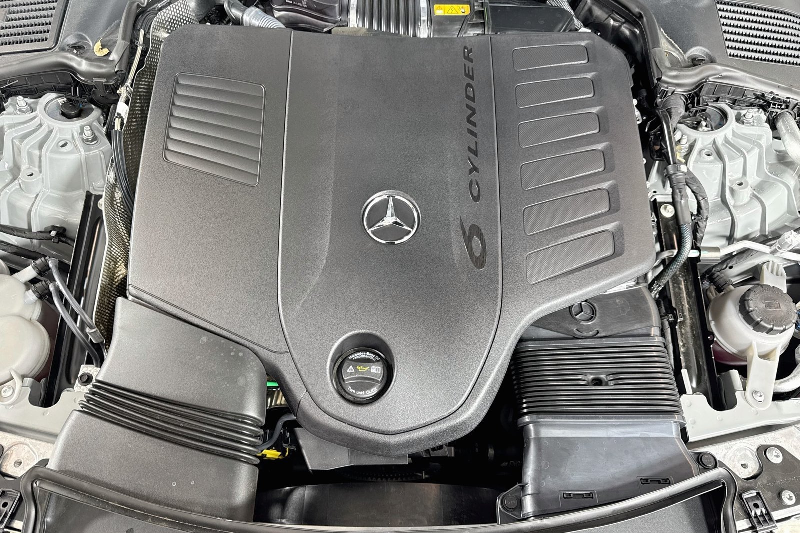 Certified Used 2026 Manufaktur Alpine Grey Metallic Mercedes-Benz CLE 450 image 28