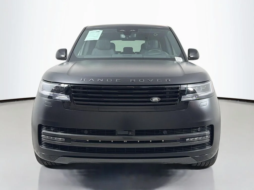 New 2026 Obsidian Black Satin Land Rover SE image 2