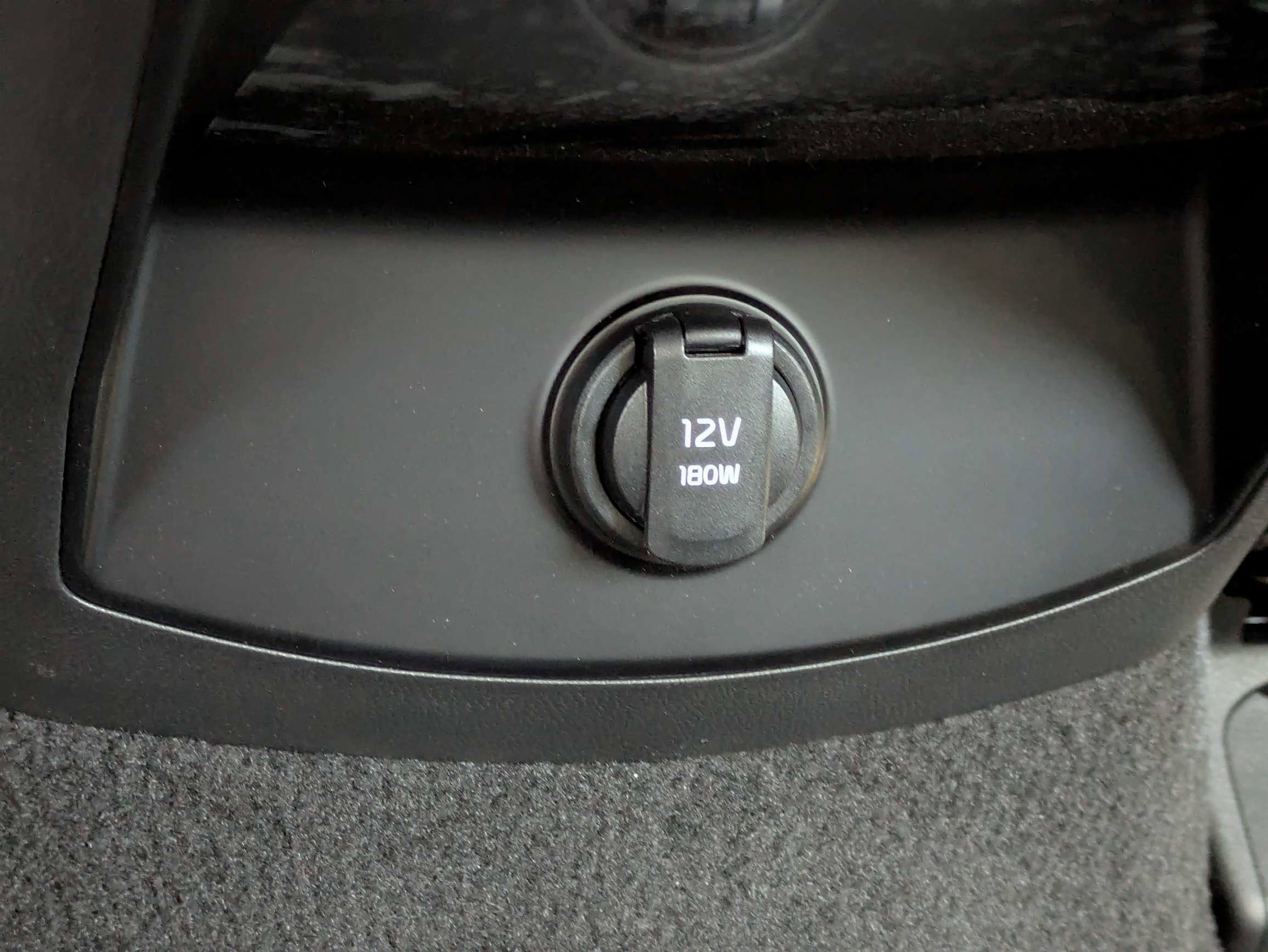 New 2026 Glacial White Kia S image 18