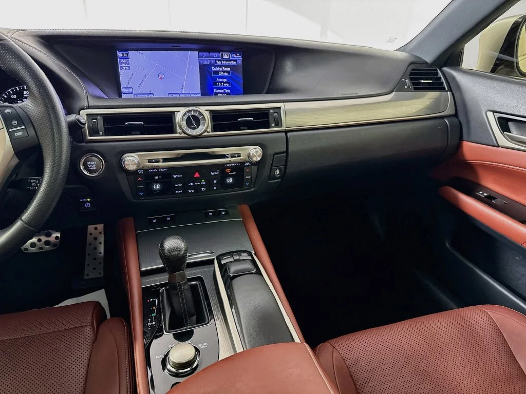 Used 2013 Silver Lexus 350 image 30