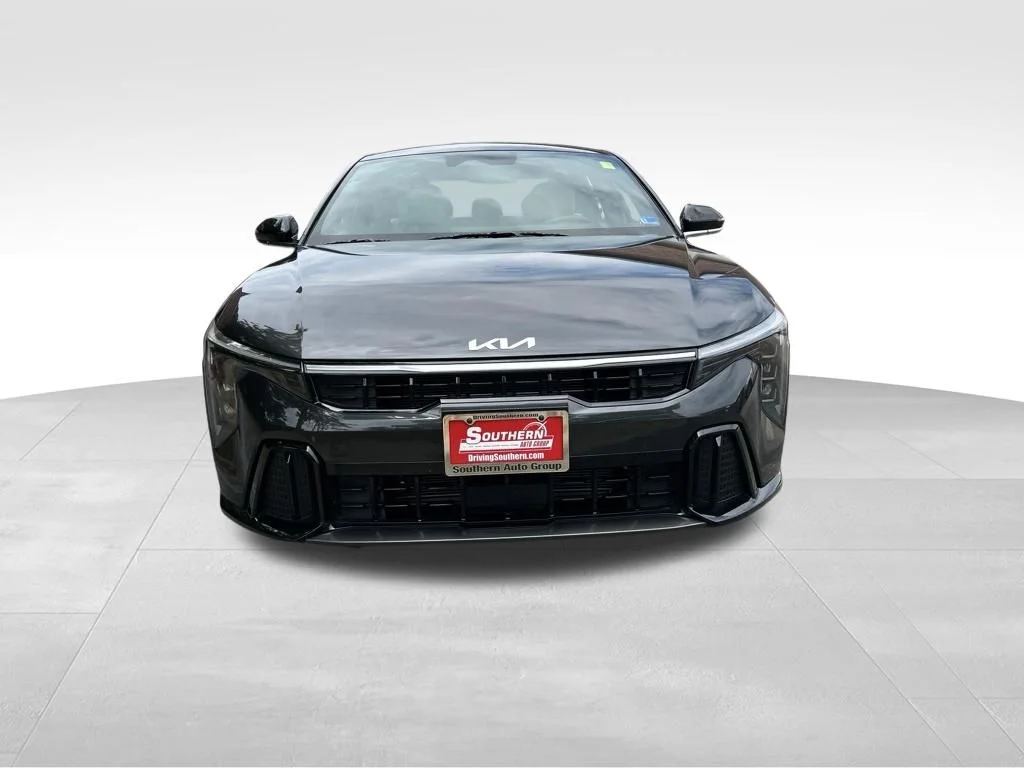 Used 2025 Gray Kia GT-Line image 9