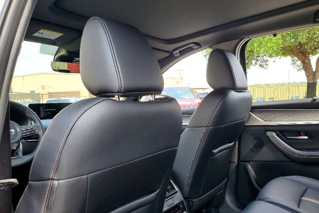 2025 Mazda CX-90 Premium Package - Photo 16