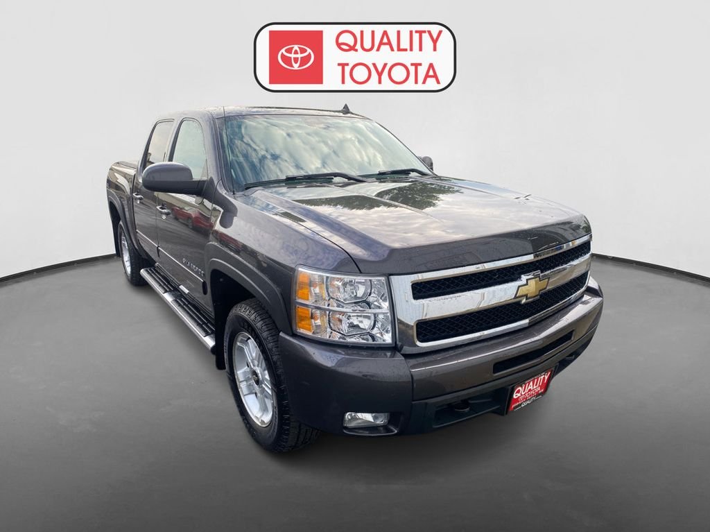 Used 2011 Beige Chevrolet LTZ image 2