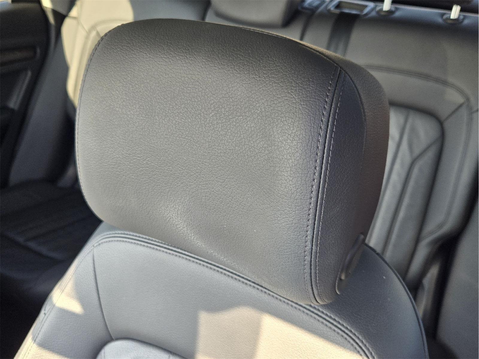 Used 2018 Ibis White Audi Premium Plus image 23