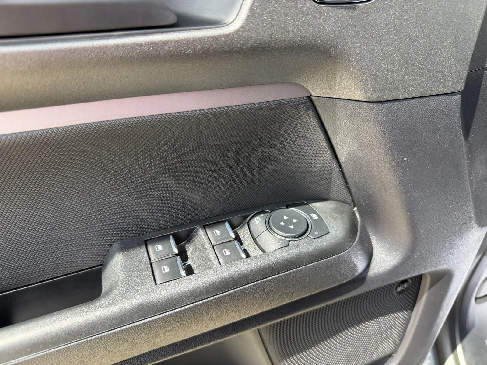 New 2026 Carbonized Gray Metallic Ford Outer Banks® image 15