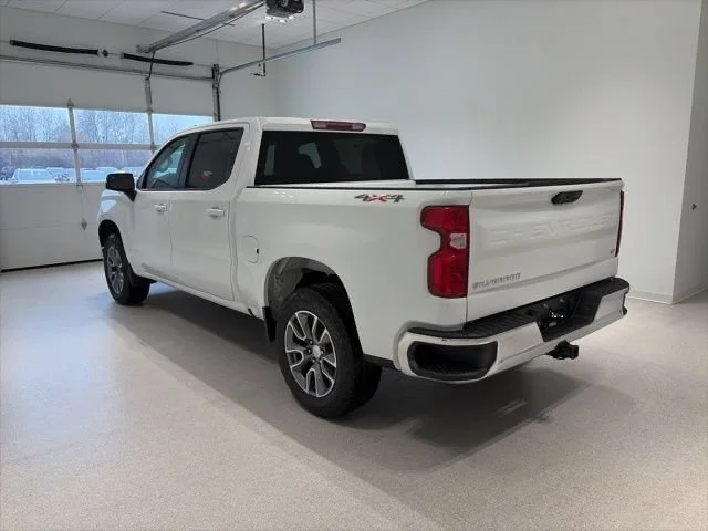 2026 Chevrolet Silverado 1500 LT - Photo 4