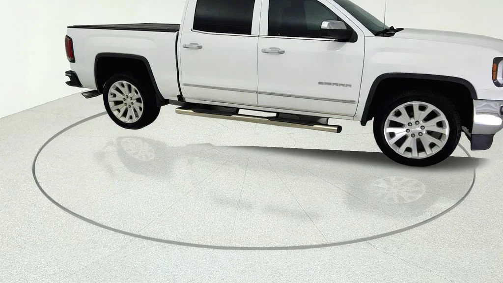 Used 2018 SUMMIT WHITE GMC SLT image 8