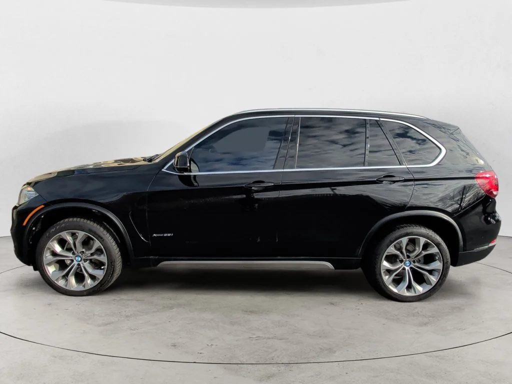 Used 2015 Black BMW xDrive35i image 2