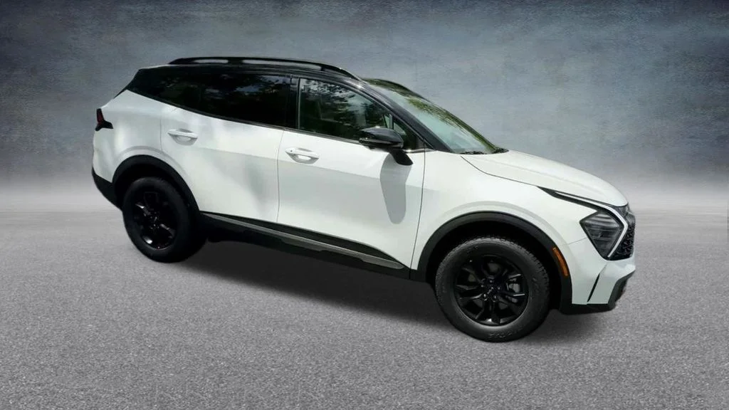 Used 2024 White Kia X-Pro Prestige image 27