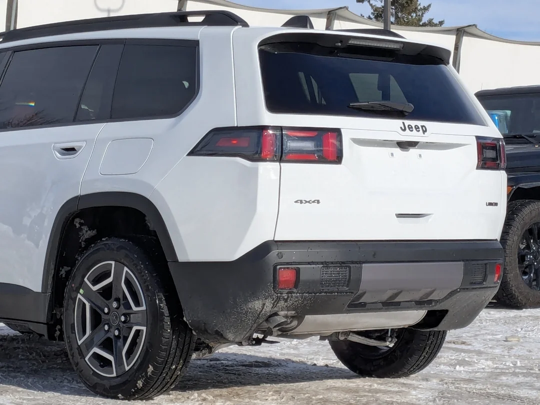New 2026 White Jeep Laredo - - 4x4 - Customer Preferred Pkg 23F - Compact Spare Tire & More! image 13