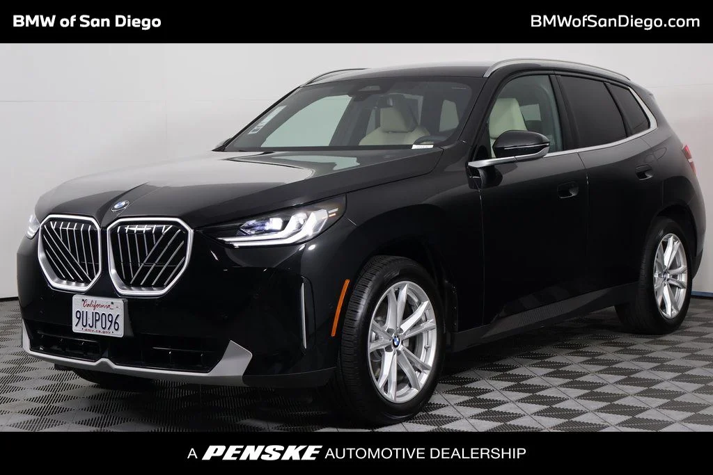 2025 BMW X3 30 XDRIVE's photo